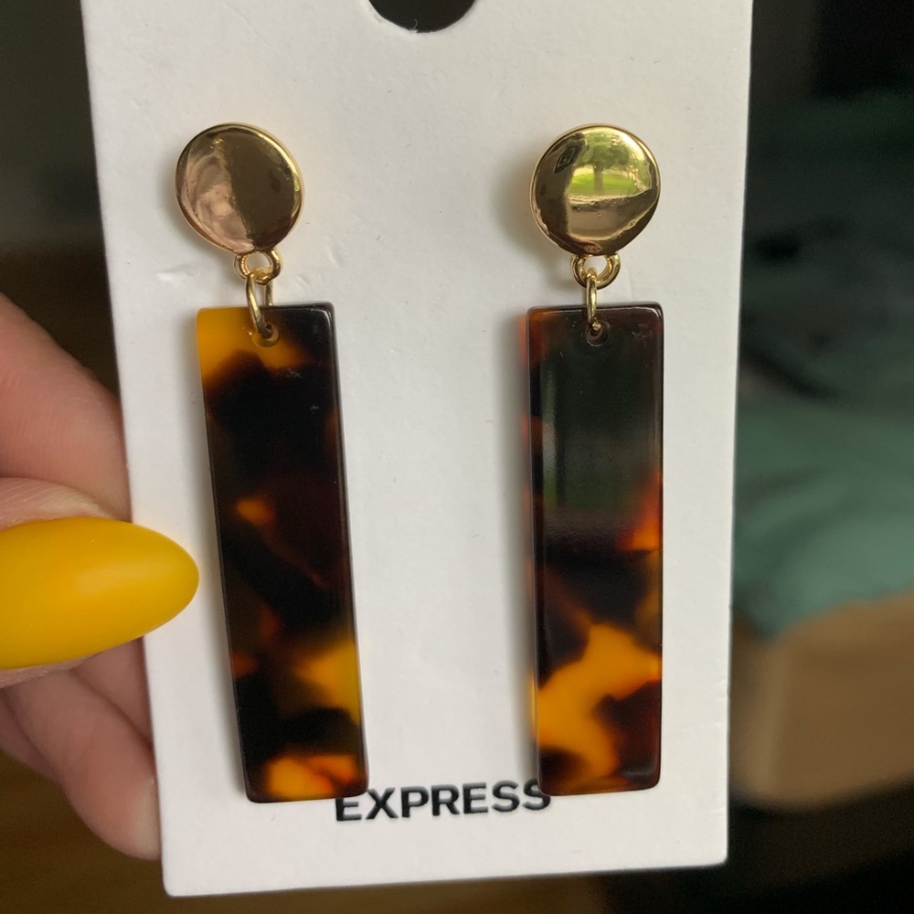 Express Earrings, New